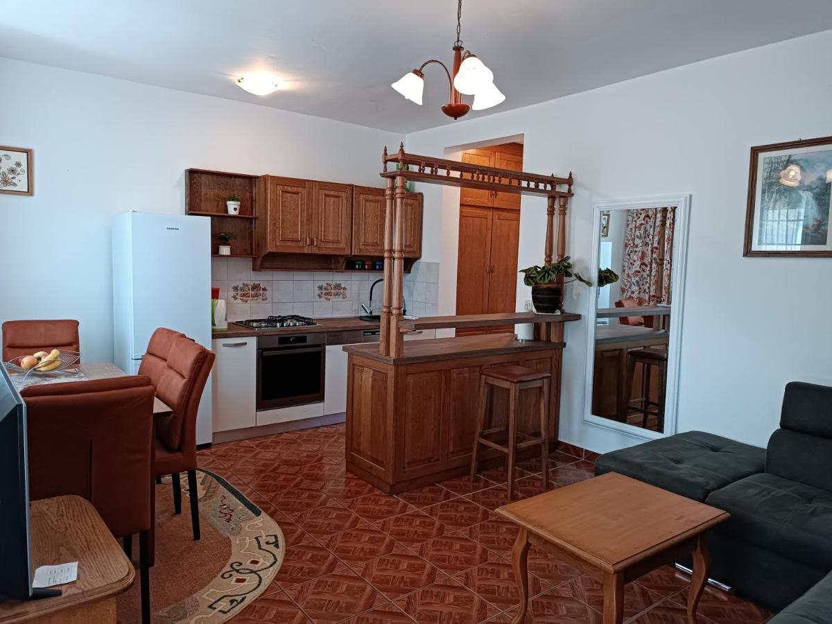 Apartments Ivicek Porec Luaran gambar